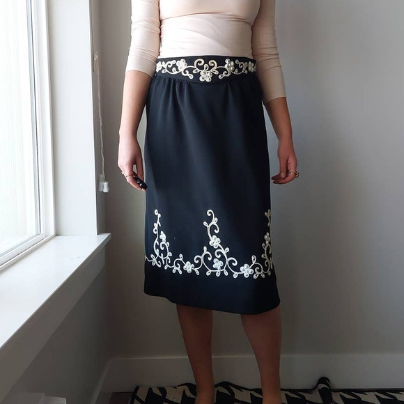 Vintage Ornate Baroque A-Line Embellished Skirt - Picture 1 of 10